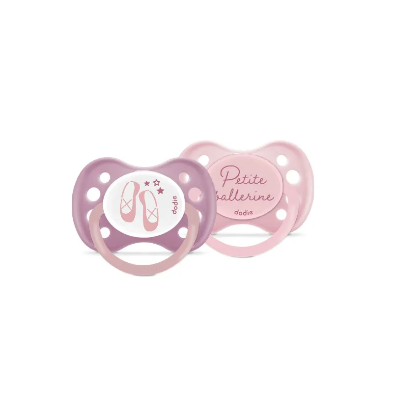 Sucettes anatomiques en silicone 6m+ "Cœur" Dodie - Lot de 2