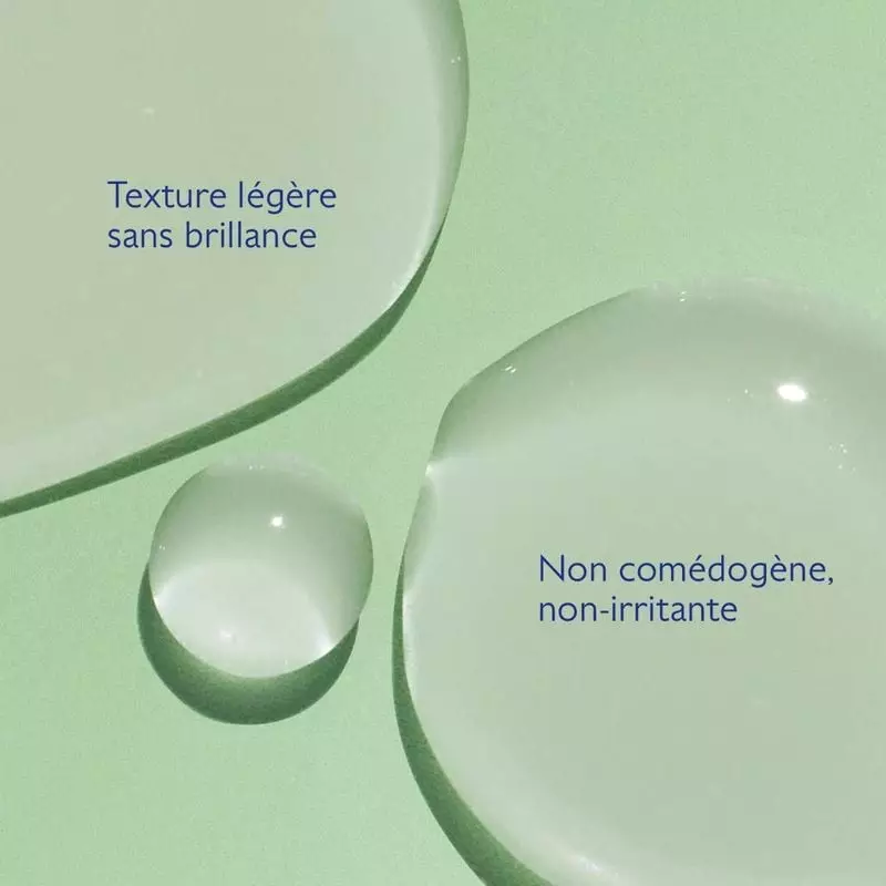 Gros plan sur la texture gel légère du sérum Vinopure à l'acide salicylique naturel de Caudalie appl