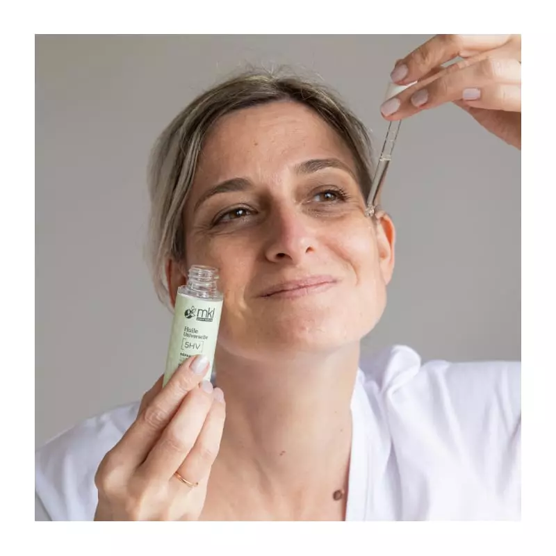 Flacon Mkl Huile Universelle Réparatrice Bio à l'Aloe Vera et aux huiles de Sésame & Amande Douce - 