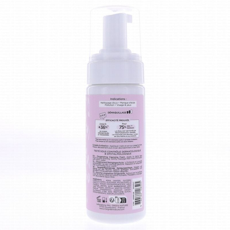 Packshot MKL Mousse Nettoyante Oxygénante pour peaux sensibles 150ml, flacon pompe blanc sur fond cl