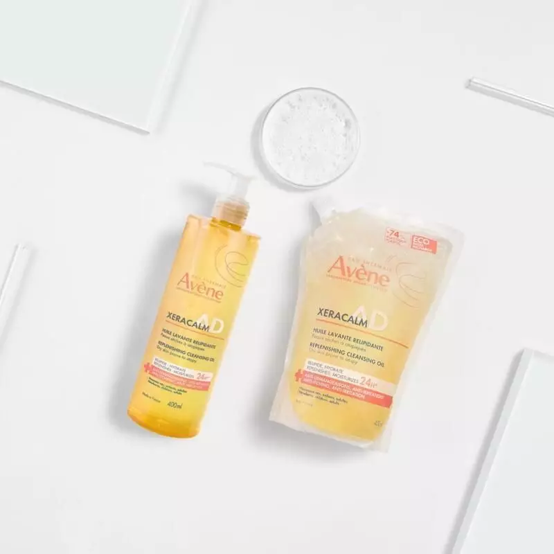 Packshot Avène XeraCalm A.D. Huile Lavante Relipidante Eco Recharge 400ml, flacon huile lavante pour