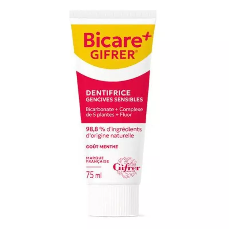 Gros plan sur tube dentifrice Gifrer Bicare+ Gencives Sensibles, design jaune et rouge, menthe, 75 m