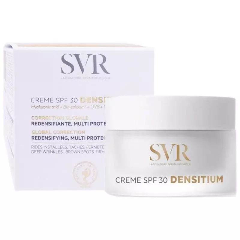 Pot de crème SVR Densitium SPF30 à côté de sa boîte blanche, met en avant acide hyaluronique, correc