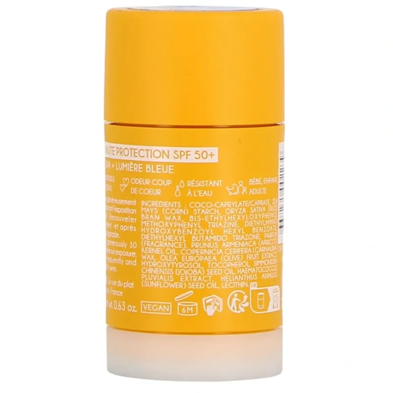Vue arrière du Stick Solaire La Rosée SPF 50+ affichant la liste des ingrédients, protection lumière
