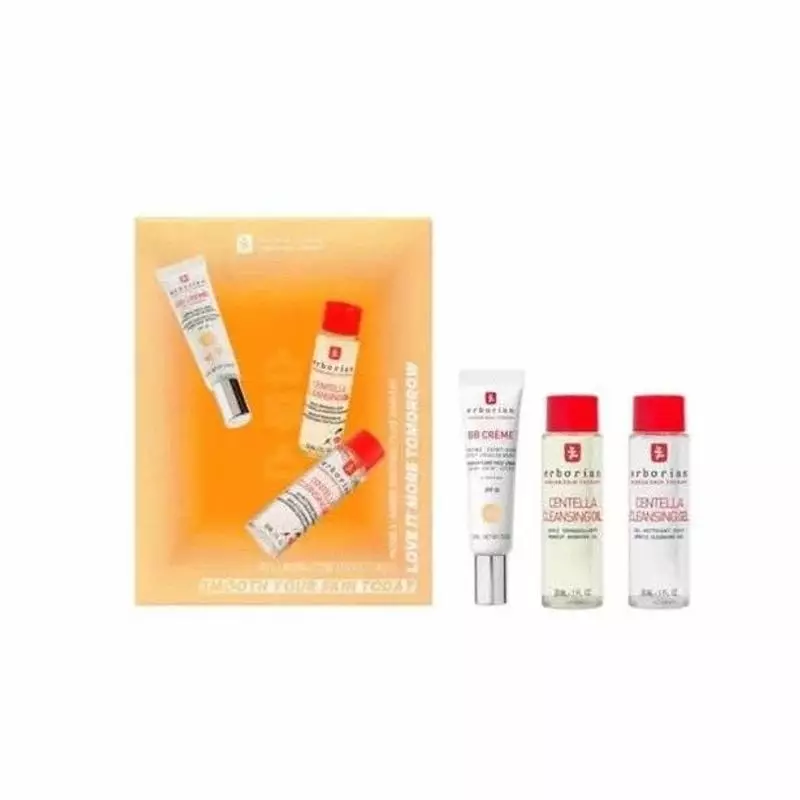 Coffret Erborian BB Cleans Duo Nude disposé sur fond orange : tube BB Crème, Huile Démaquillante Cen