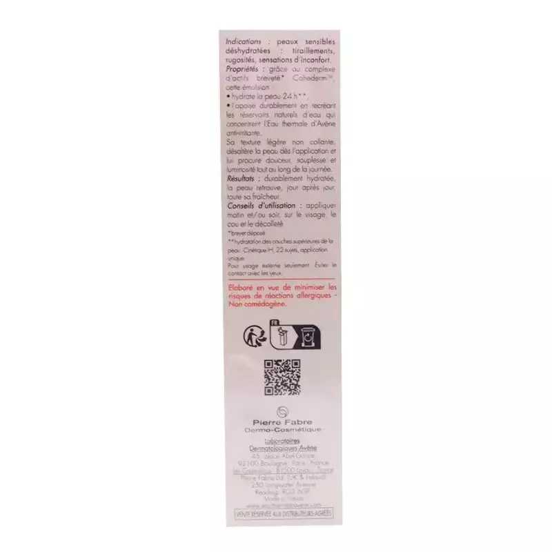 Gros plan sur la texture légère et non grasse de l'émulsion hydratante Avène Hydrance Légère.