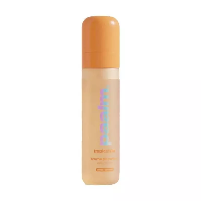 Packshot de la brume corps et cheveux Paalm Cosmetics Tropical Kiss, avec une fragrance tropicale au