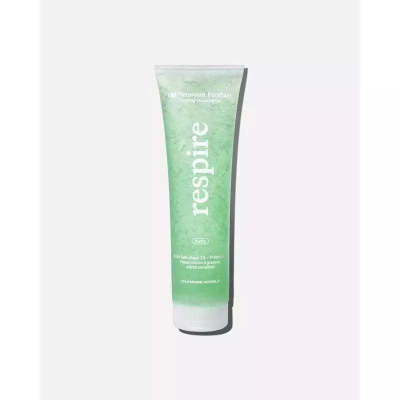Packshot du Gel Nettoyant Purifiant Respire 140 ml sur fond blanc montrant l'étiquette avant.