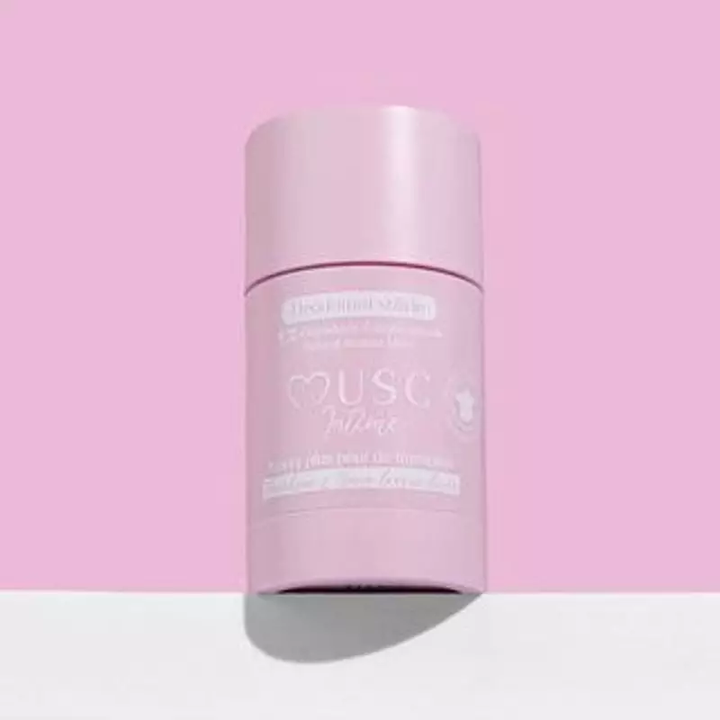Packshot du stick déodorant naturel Musc Intime Déodorant Musc Blanc (L'Irrésistible) 50g sur fond b