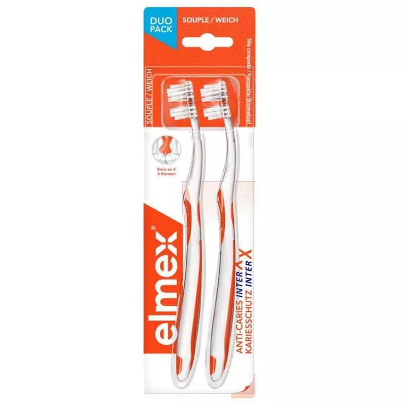 Packshot de deux brosses à dents Elmex Anti-Caries InterX avec des poils en forme de X et des manche