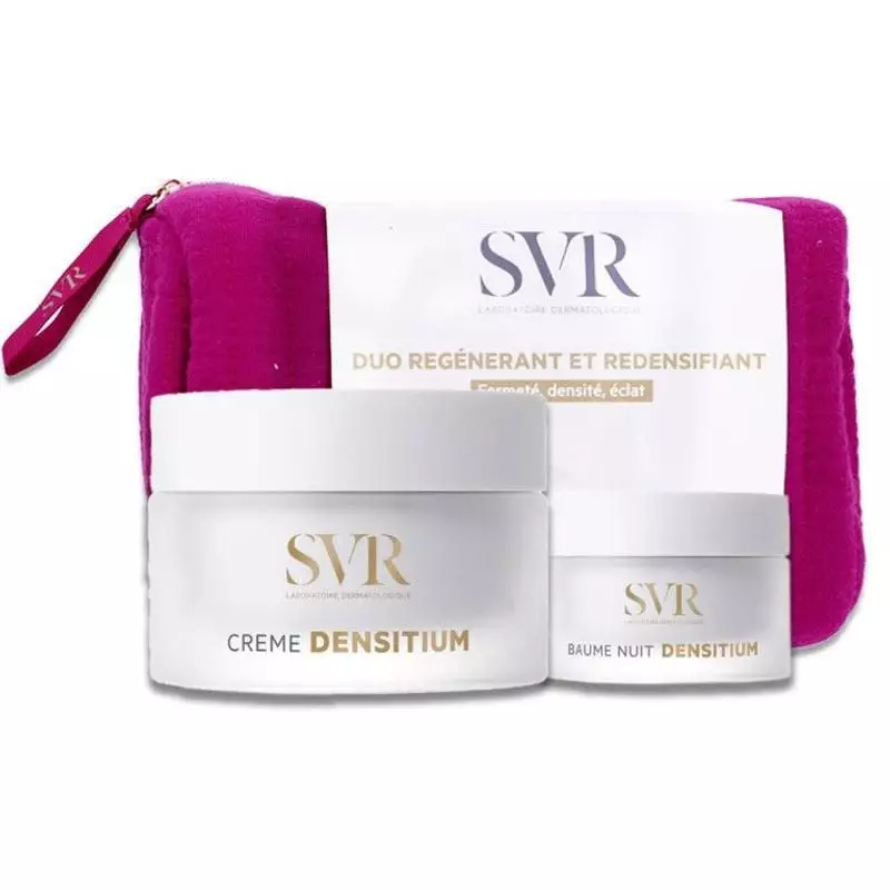 Vue de dessus du coffret SVR Densitium : tubes de crème jour et baume nuit dans une boîte noire, sur