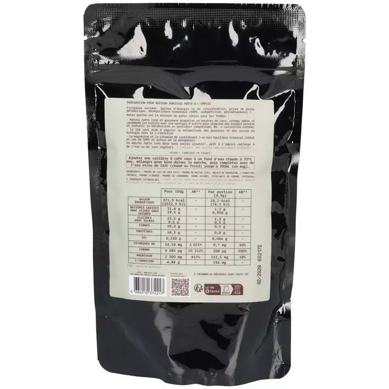 Packshot de côté du MiYé Matcha Latte 146g révélant les détails et ingrédients du produit