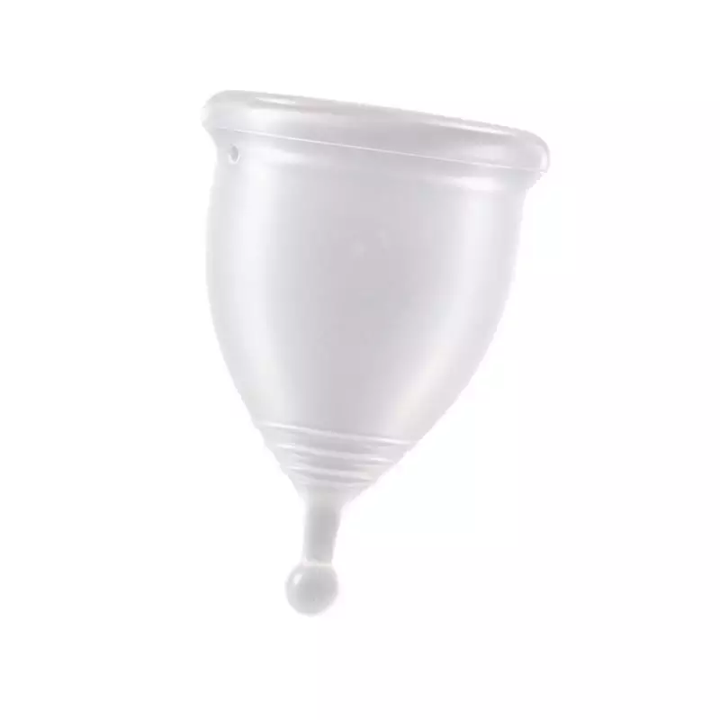 Vue inclinée de la coupe menstruelle Elia taille S montrant le petit orifice d’aération près du bord